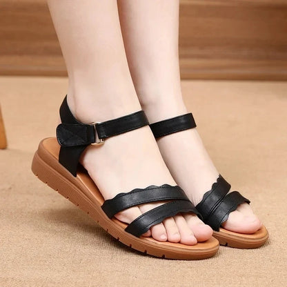 2025 Summer Soft Cowhide Soft Sole Wear Flat Sandals Woman Shoe Large Size Comfort Elegant Women Leather Sandals Casual