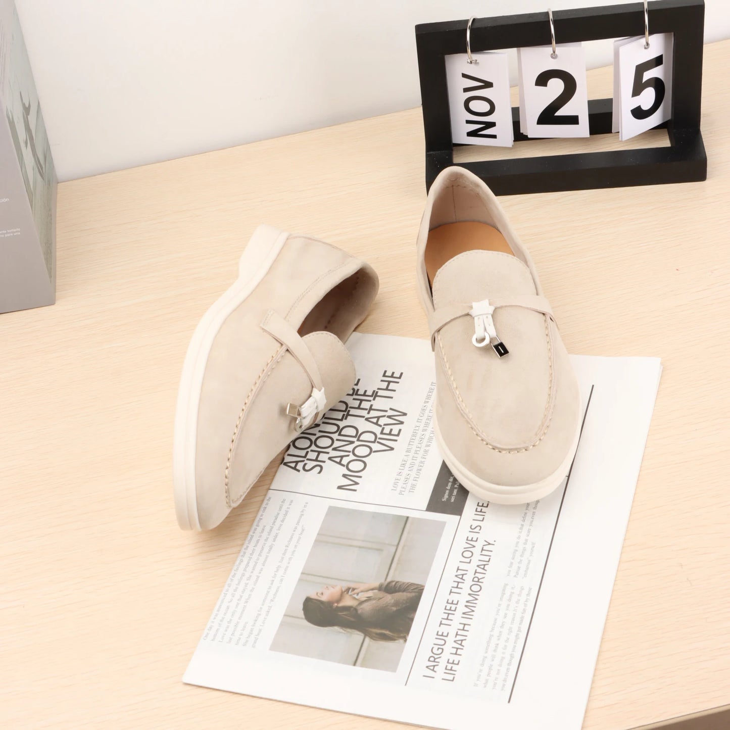 XOBZJH brand high-quality loafers, soft unisex casual shoes, multi color genuine leather flat shoes, luxurious design