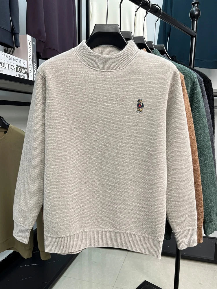 Fashion high-end brand knitted round neck sweater pullover new trend cartoon little bear embroidery comfort warm casual men wear