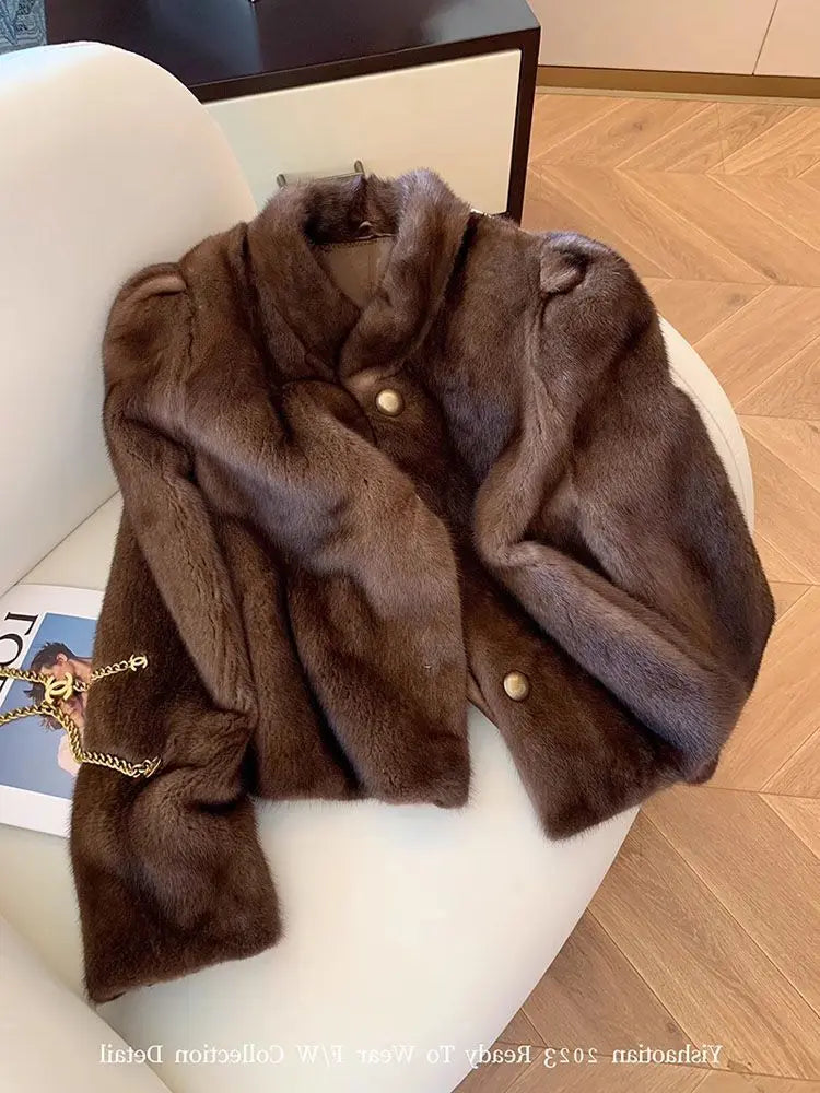 Women's Luxury Vintage Plush Faux Fur Coat Eco-Friendly Mink Style Integrated Winter Outerwear Elegant Warm Jacket
