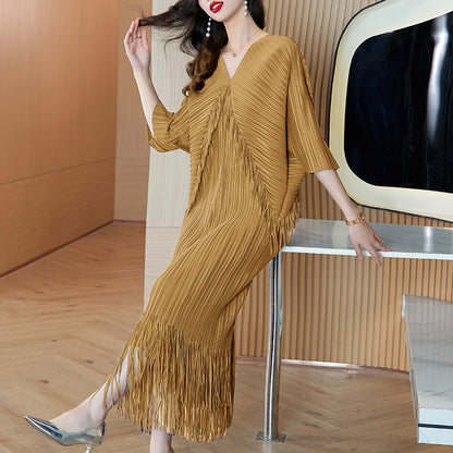 Miyake Dress, Women's Solid Color, V-neck, Tassel Design, Temperament, Commuting, Loose Fitting, Age Reducing Long Skirt