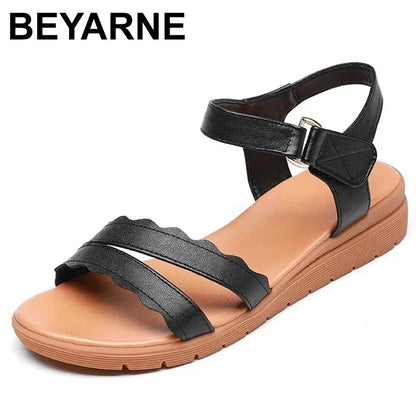 2025 Summer Soft Cowhide Soft Sole Wear Flat Sandals Woman Shoe Large Size Comfort Elegant Women Leather Sandals Casual