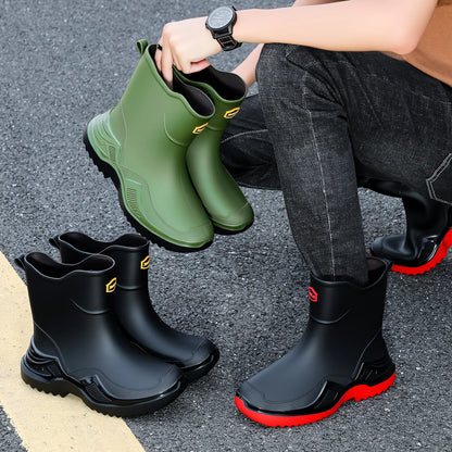 Trendy Men's Medium and Short Tube Rain Boots Outdoor Sports Rubber Shoes Thickened Widened Non-slip Comfortable Rain Boots New