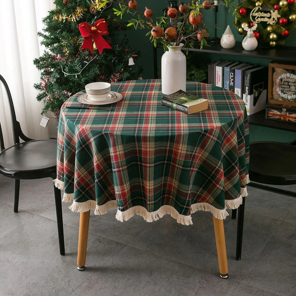 Christmas Tassel Round Tablecloth Plaid Table Cloth Checkered Table Cover for Christmas Thanksgiving Day Halloween Party Decor
